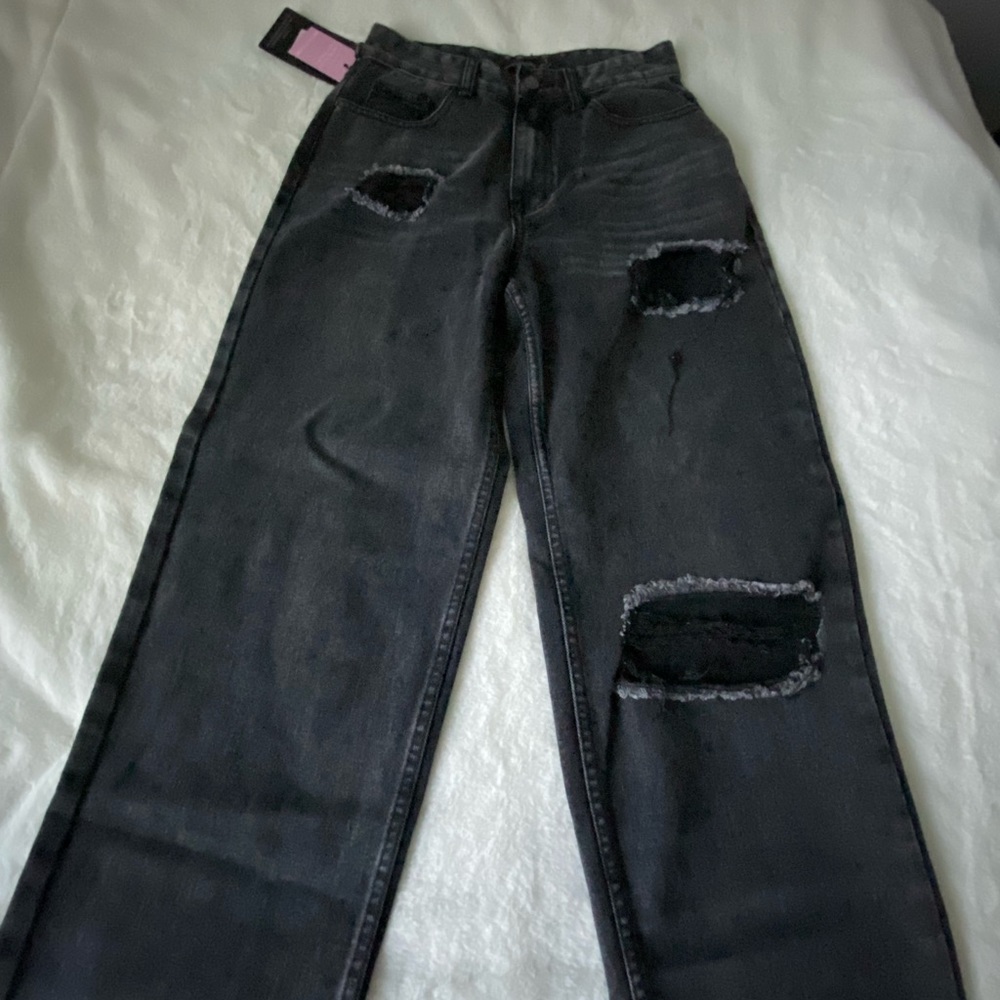 PrettyLittleThing Mom Jeans